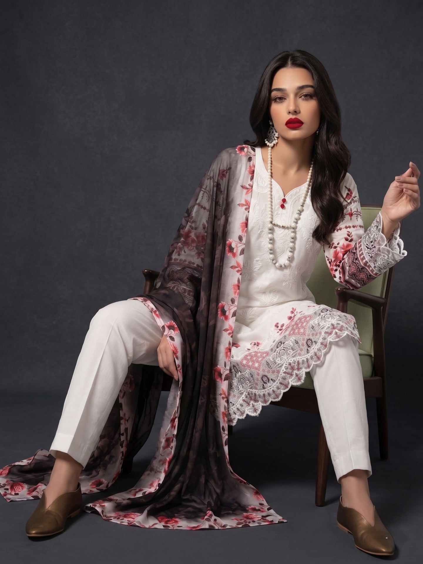 Ivory Floral Lace Detail Kurta Set with Printed Dupatta